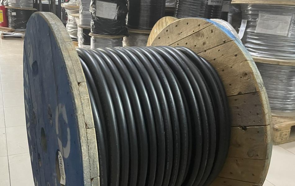 TOP CABLE-XTREM H07RN-F AD8 SUMERSIBLE  450/750V 